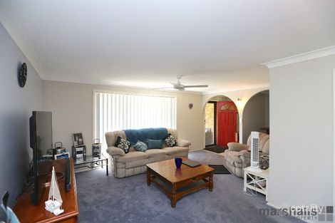 Property photo of 5 Cabbage Tree Palm Crescent Pelican NSW 2281