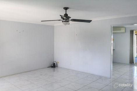 Property photo of 26 Squadron Crescent Rutherford NSW 2320