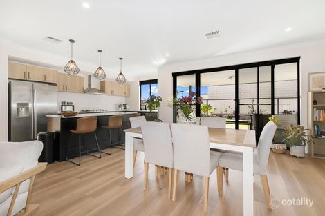 Property photo of 53 Sherwood Crescent Broadwater WA 6280