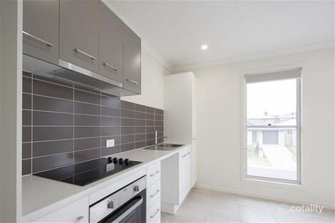 Property photo of 2/82 Lamington Drive Redbank Plains QLD 4301