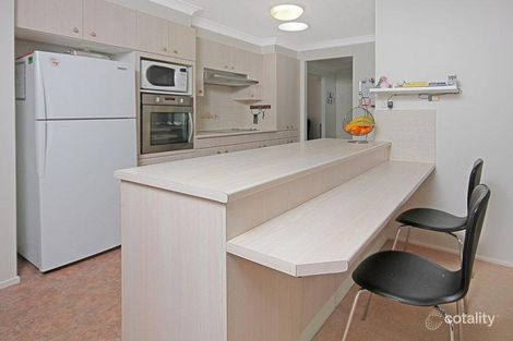 Property photo of 28 Karoola Crescent Surfside NSW 2536