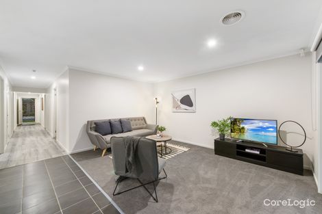 Property photo of 38 Gisborne Way Caroline Springs VIC 3023