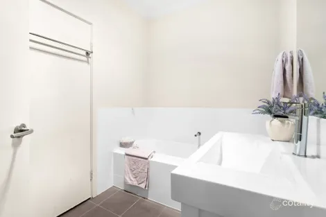 Property photo of 60 Vickers Vimy Parade Northgate SA 5085