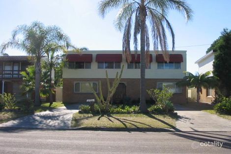 17 Marks Rd, Gorokan, NSW 2263