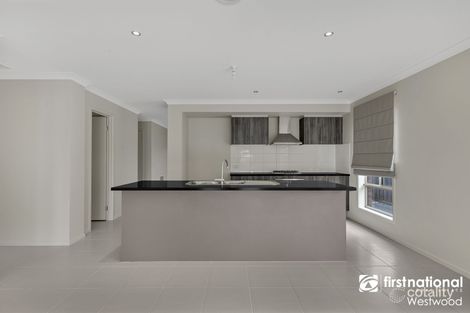 Property photo of 47 Claire Way Tarneit VIC 3029