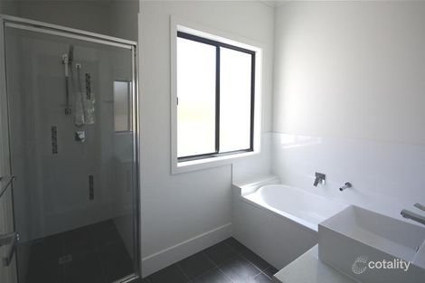 Property photo of 1/5 Blackbird Street Beenleigh QLD 4207
