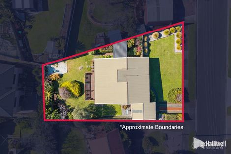 Property photo of 17 Westbury Place Devonport TAS 7310