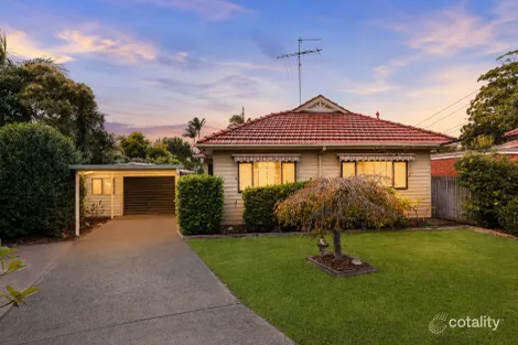 Property photo of 4 Edna Place Dee Why NSW 2099