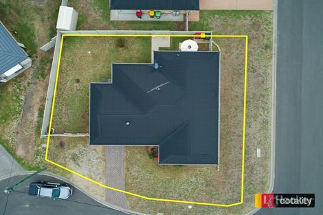 Property photo of 2 Iris Close Kootingal NSW 2352