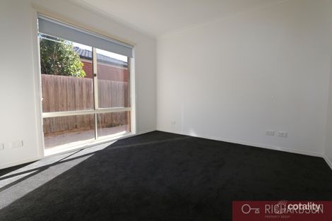 Property photo of 31 Hooker Road Werribee VIC 3030