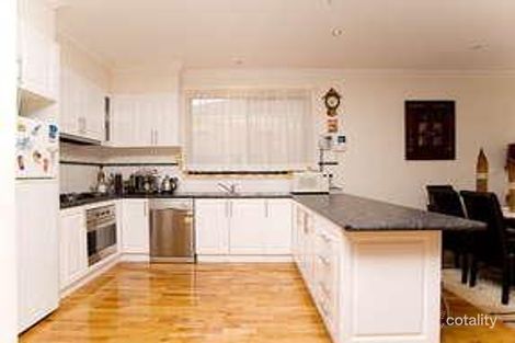 Property photo of 25 Regency Road Roxburgh Park VIC 3064