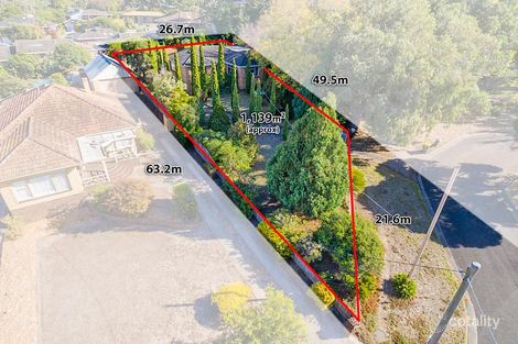 Property photo of 8 Harrison Court Highton VIC 3216