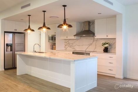Property photo of 7801 Pavilions Close Hope Island QLD 4212