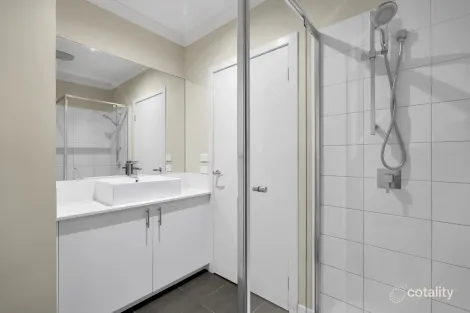 Property photo of 8 Chilla Lane Point Cook VIC 3030