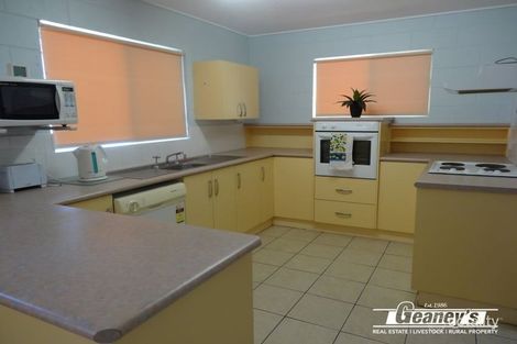 Property photo of 8 Princess Close Richmond Hill QLD 4820