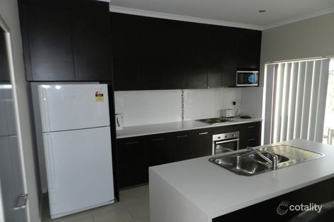 Property photo of 10/9 Cockatoo Drive New Auckland QLD 4680
