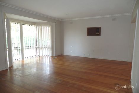 Property photo of 17 Neville Court Springvale VIC 3171