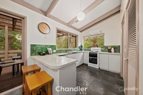 Property photo of 4 Fairy Dell Road Tecoma VIC 3160