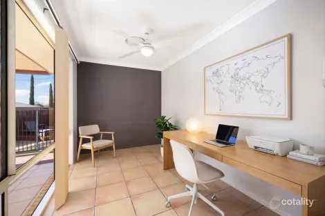 Property photo of 43 Gilberton Crescent Forest Lake QLD 4078