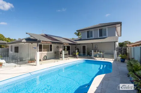 Property photo of 64 Palm Terrace Yamba NSW 2464