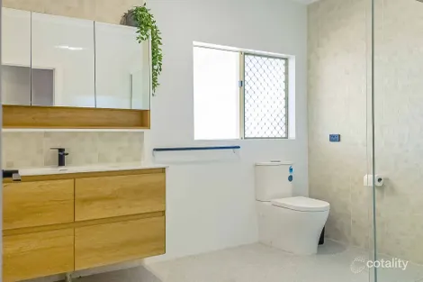 Property photo of 48 Pulgul Street Urangan QLD 4655