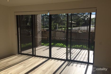 Property photo of 2/5 Spurway Drive Norwest NSW 2153