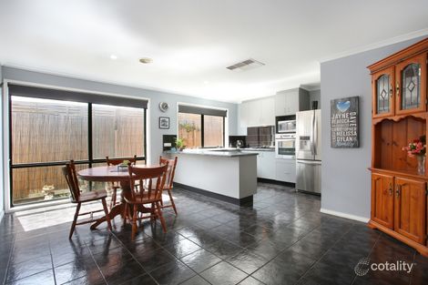 Property photo of 4 Webster Court Carrum Downs VIC 3201