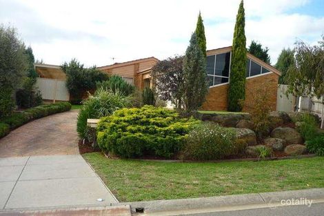 Property photo of 3 Sapphire Court Narre Warren North VIC 3804
