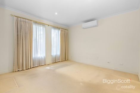 Property photo of 2/11-13 Weir Street Kew VIC 3101