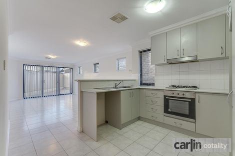 Property photo of 1/16 Coojong Link Success WA 6164