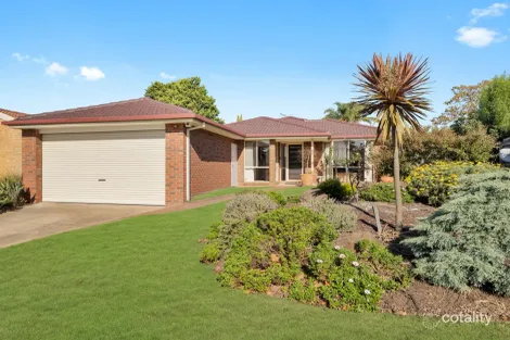 2 Caspian Pl, Narre Warren South, VIC 3805
