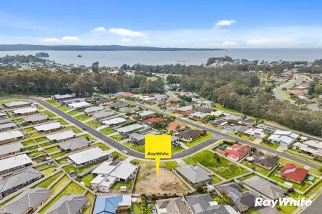 Property photo of 7 Wagtail Crescent Batehaven NSW 2536
