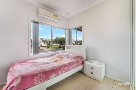 Property photo of 11 Benelong Avenue Smithfield NSW 2164