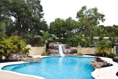 20 Forest Gr, Casuarina, WA 6167