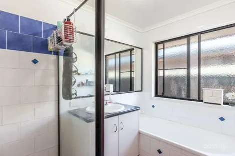 Property photo of 378 West Street Kearneys Spring QLD 4350