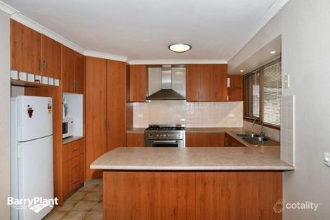 Property photo of 101 Hothlyn Drive Craigieburn VIC 3064