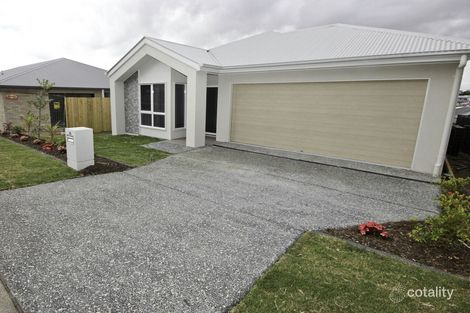 Property photo of 15 Maximillian Crescent Deebing Heights QLD 4306