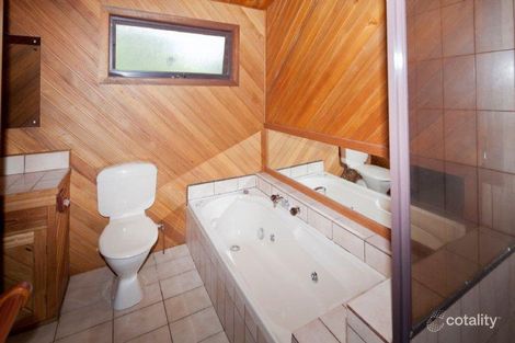 Property photo of 13 Chisholm Court Croydon North VIC 3136