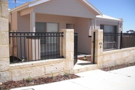 Property photo of 3 Lower Keys Drive Clarkson WA 6030