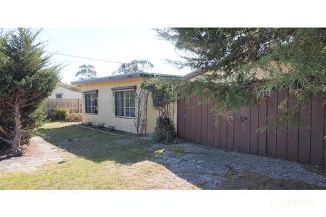 Property photo of 10 Cliff Street Loch Sport VIC 3851