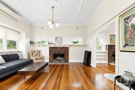 372 Station St, Box Hill South, VIC 3128