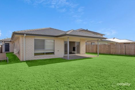 Property photo of 68 Whitsunday Circuit Pimpama QLD 4209