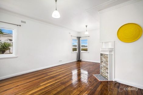 Property photo of 37 Figtree Crescent Figtree NSW 2525