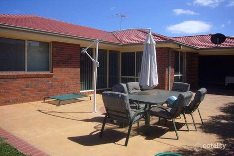 3 Netherclift Ct, Mornington, VIC 3931