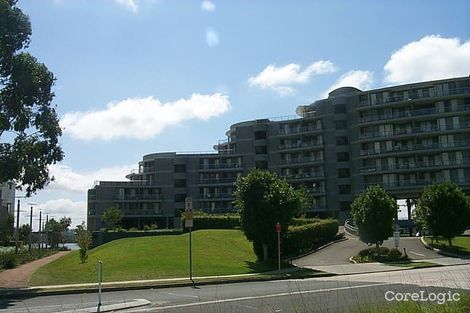 Property photo of 27/27 Bennelong Parkway Wentworth Point NSW 2127