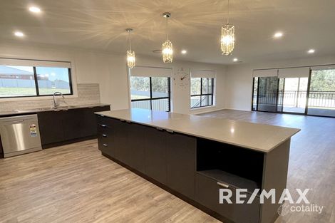 Property photo of 15 Sunvale Crescent Estella NSW 2650