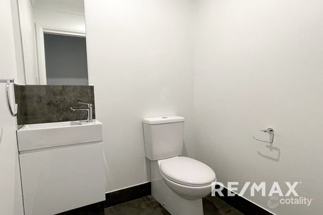 Property photo of 15 Sunvale Crescent Estella NSW 2650