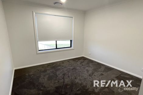 Property photo of 15 Sunvale Crescent Estella NSW 2650