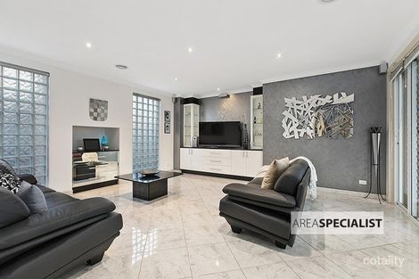 Property photo of 8 Carpentaria Court Aspendale Gardens VIC 3195