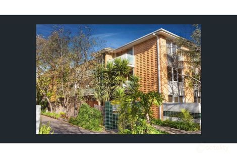 Property photo of 11/19 Tiuna Grove Elwood VIC 3184